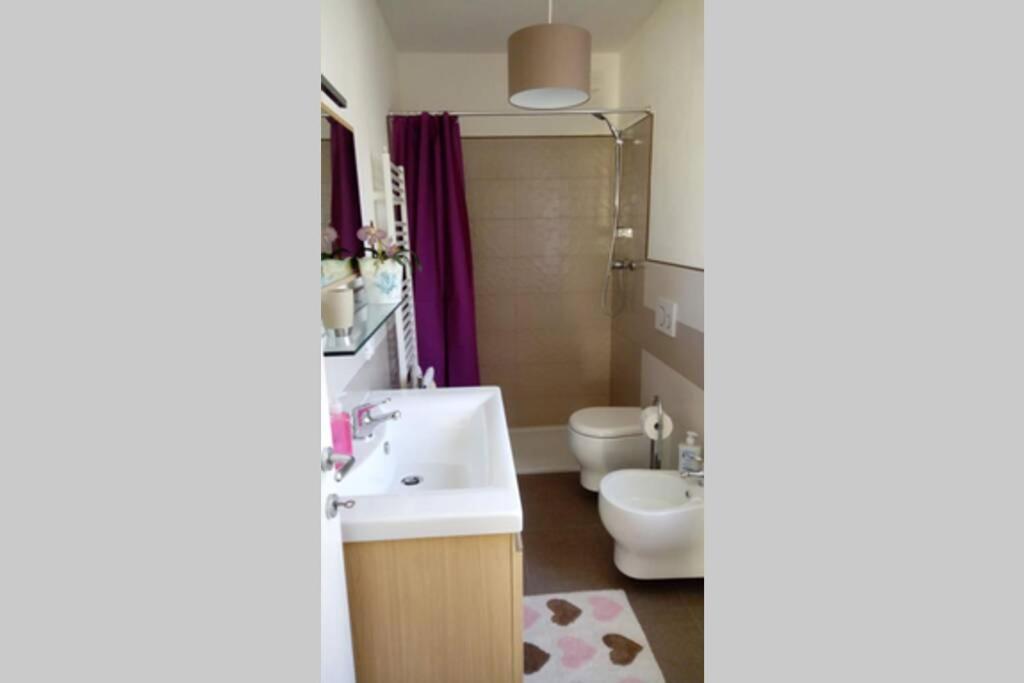 Casadolcelago Marone Villa Con Giardino Vista Lago Private Parking Luaran gambar