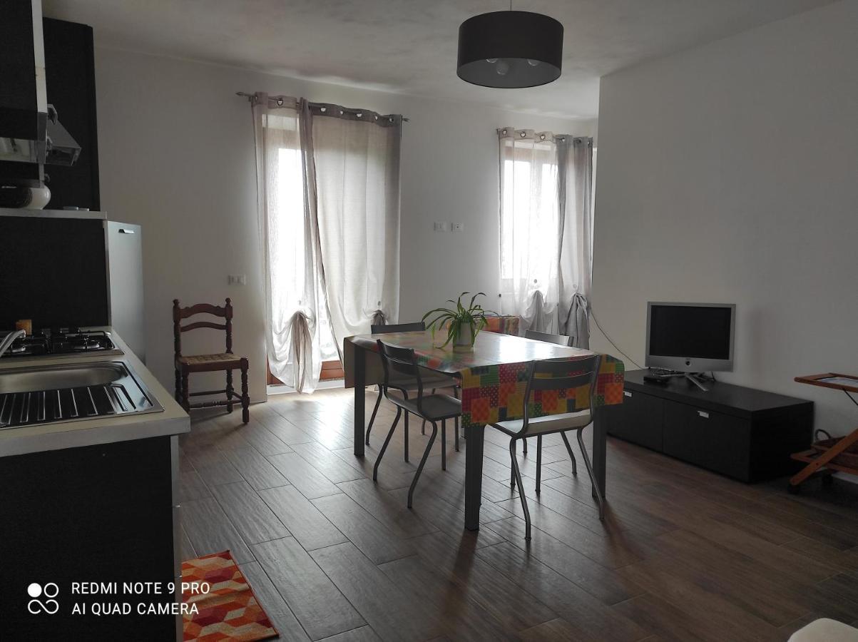 Casadolcelago Marone Villa Con Giardino Vista Lago Private Parking Luaran gambar