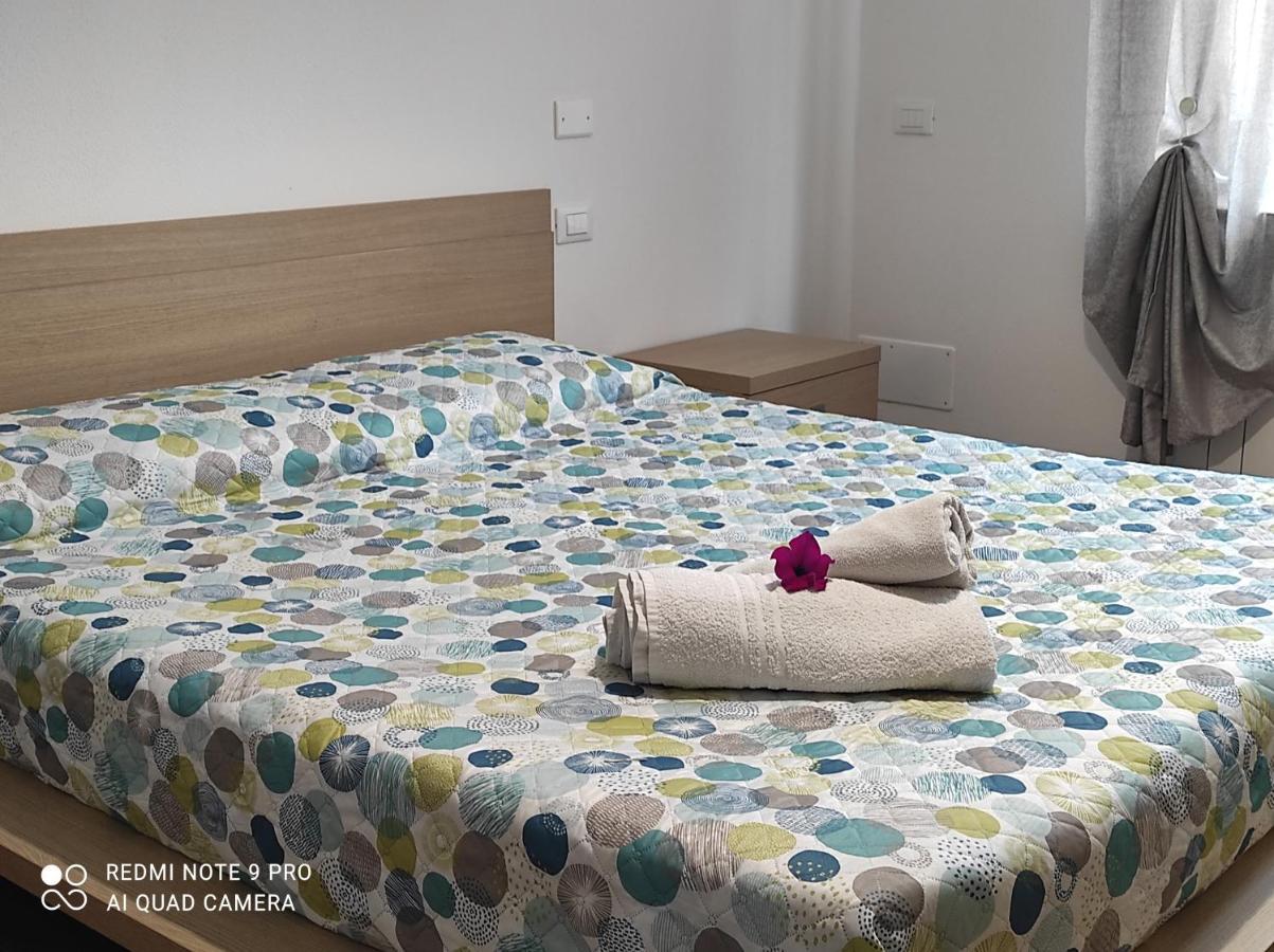 Casadolcelago Marone Villa Con Giardino Vista Lago Private Parking Luaran gambar