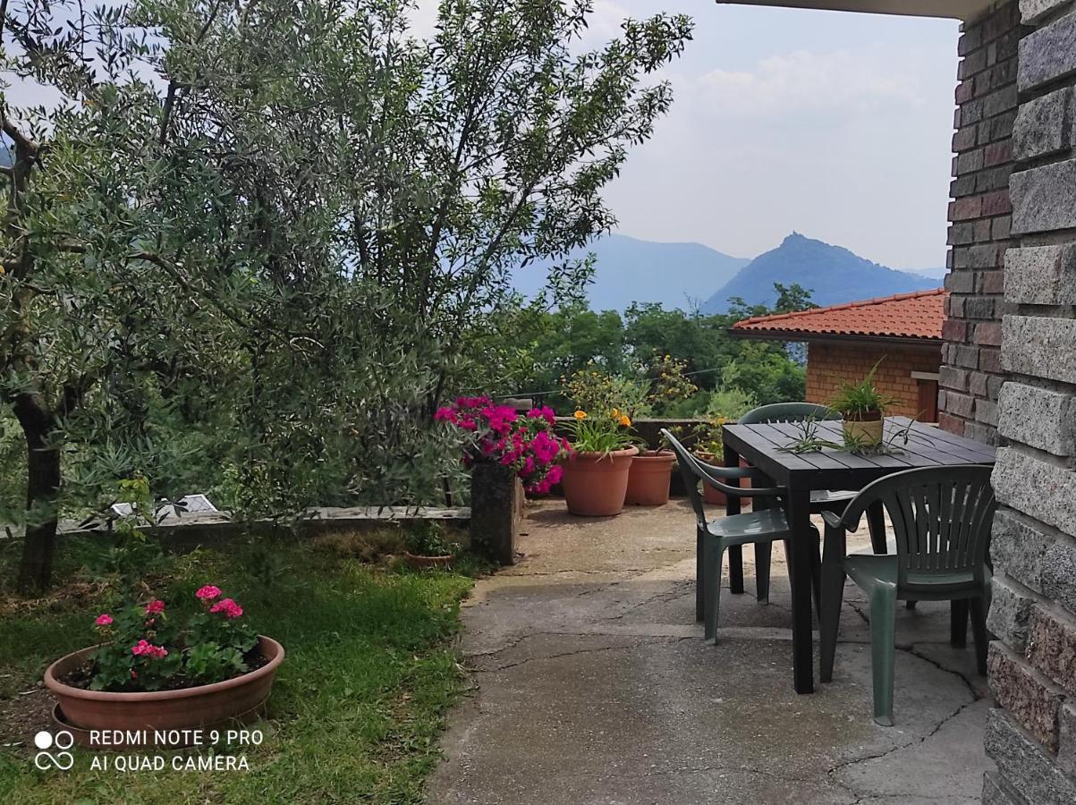 Casadolcelago Marone Villa Con Giardino Vista Lago Private Parking Luaran gambar