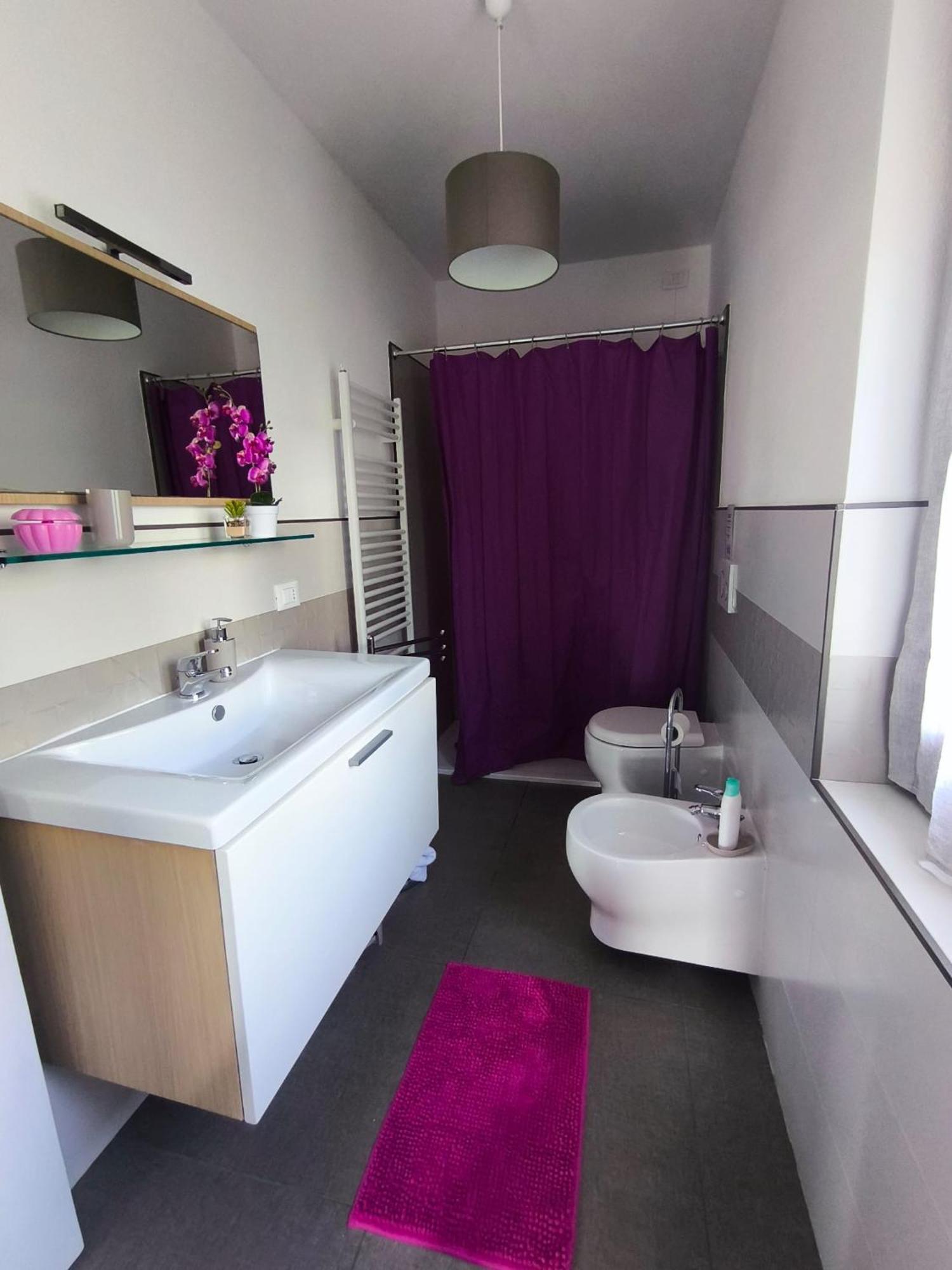 Casadolcelago Marone Villa Con Giardino Vista Lago Private Parking Luaran gambar